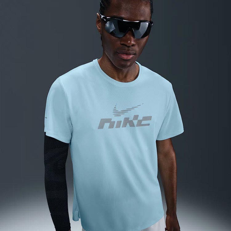 T-Shirts, Bras, Tanks & Tops